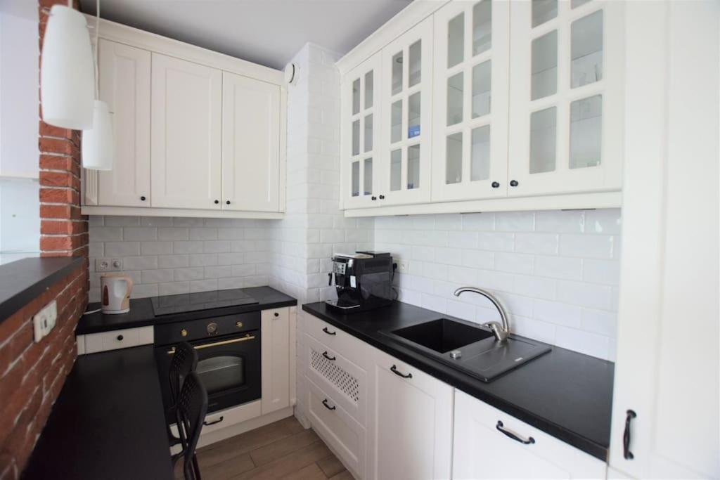 Apartament Z Podziemnym Parkingiem Ulica Wroclawska Краків Екстер'єр фото